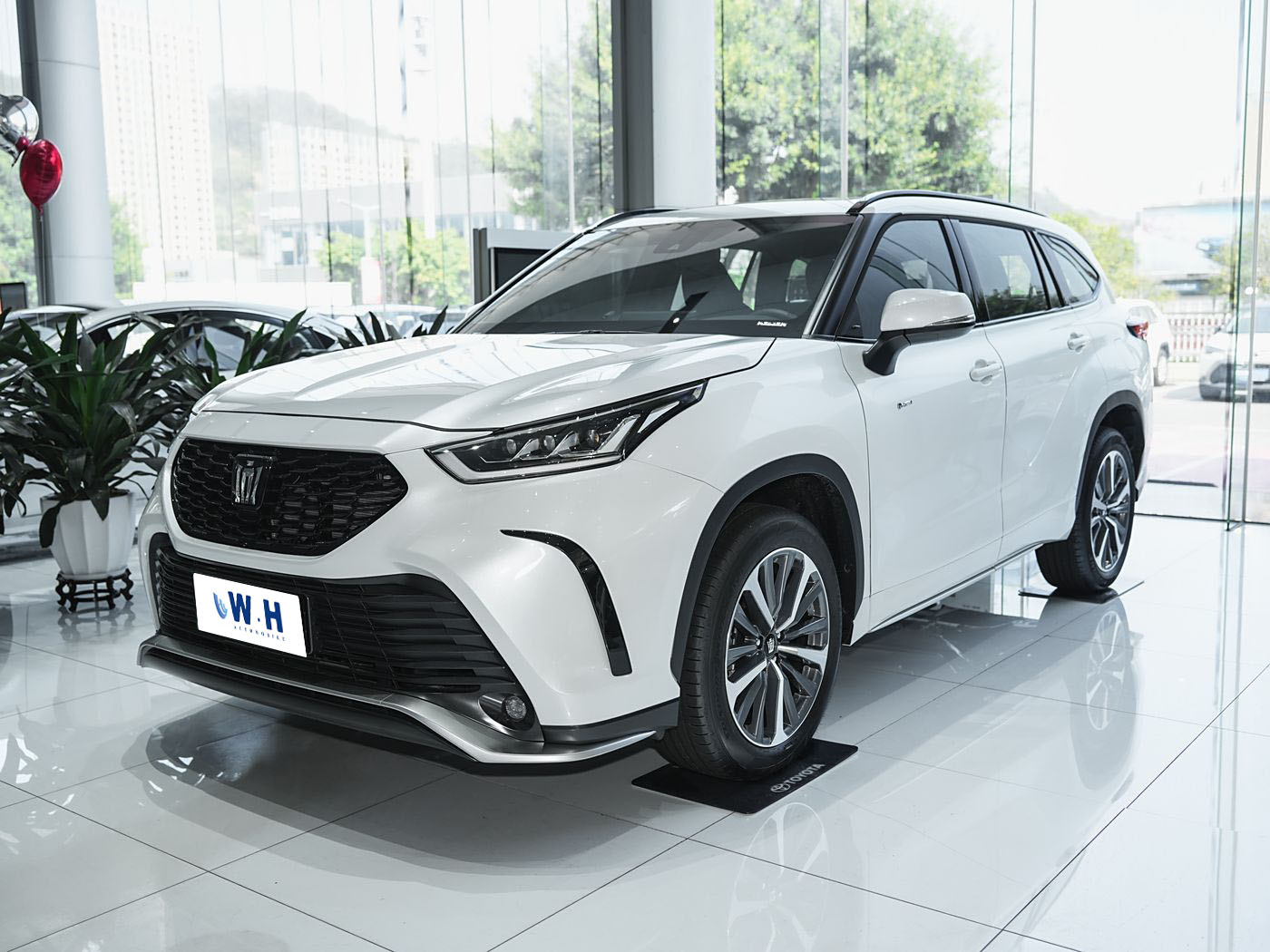 FAW TOYOTA CROWN KLUGER