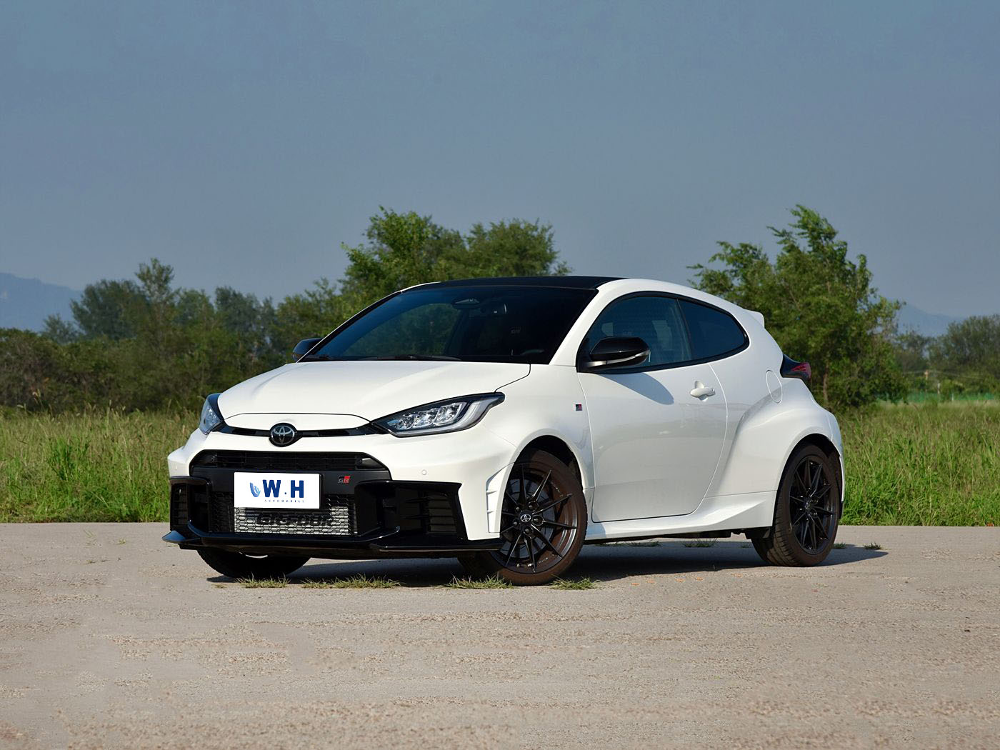 TOYOTA GR YARIS (import)